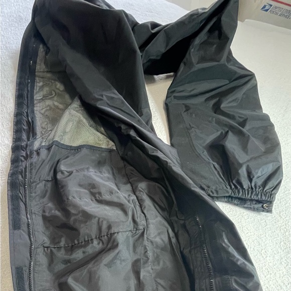 The North Face Men's Black Winter Pants 
size‎ medium snowboarding skiing - Picture 11 of 11